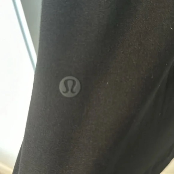 Lululemon Soft Jersey Half Zip (Like New) - Picture 8 of 8